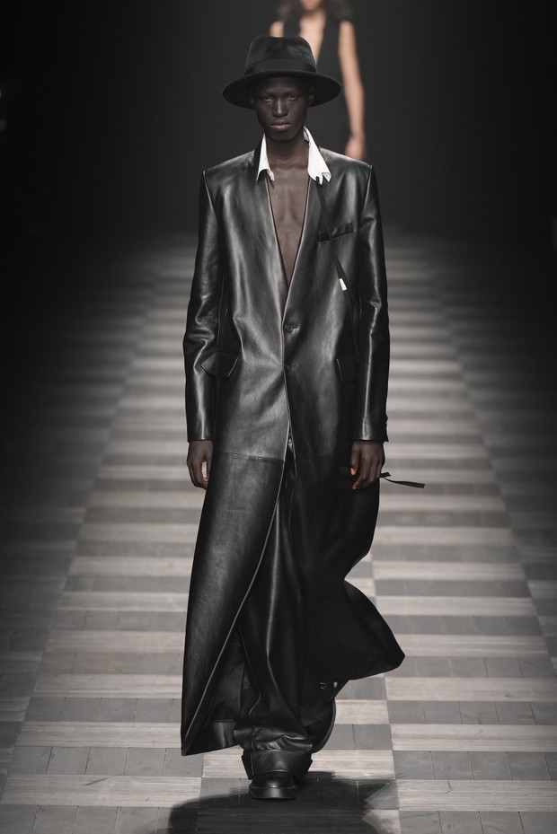 Ann Demeulemeester jesień-zima 2022/2023