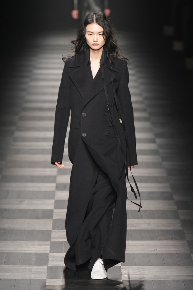 Ann Demeulemeester jesień-zima 2022/2023