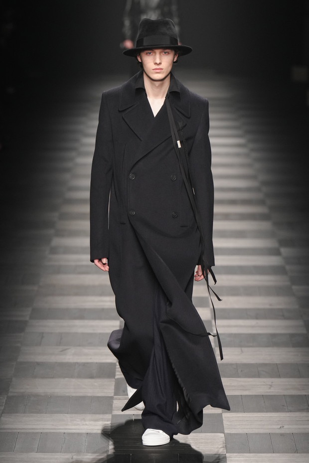 Ann Demeulemeester jesień-zima 2022/2023