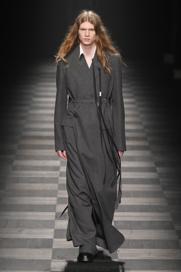 Ann Demeulemeester jesień-zima 2022/2023