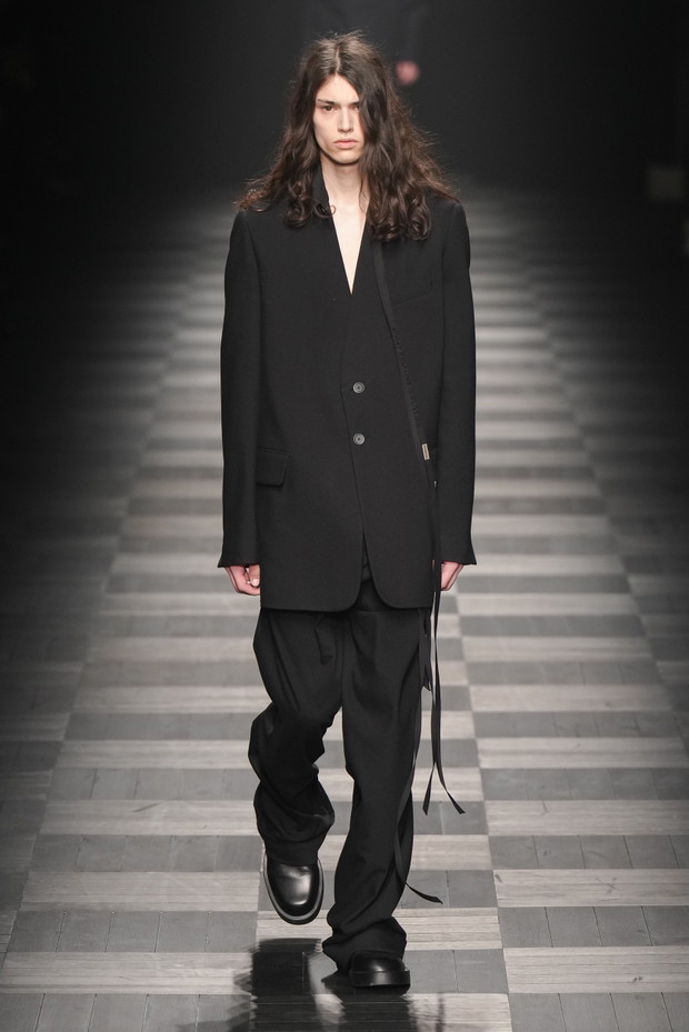 Ann Demeulemeester jesień-zima 2022/2023