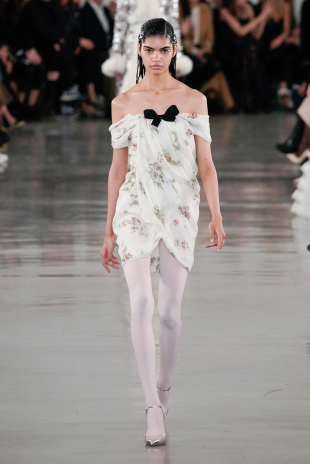 Giambattista Valli jesień-zima 2022/2023