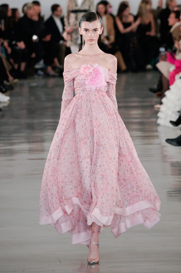 Giambattista Valli jesień-zima 2022/2023