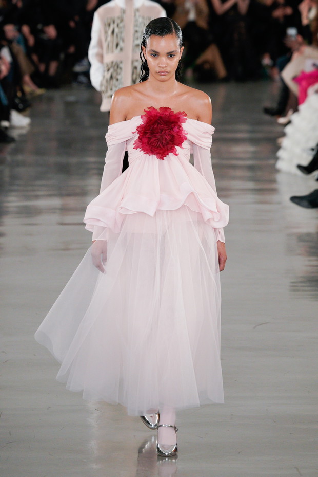Giambattista Valli jesień-zima 2022/2023