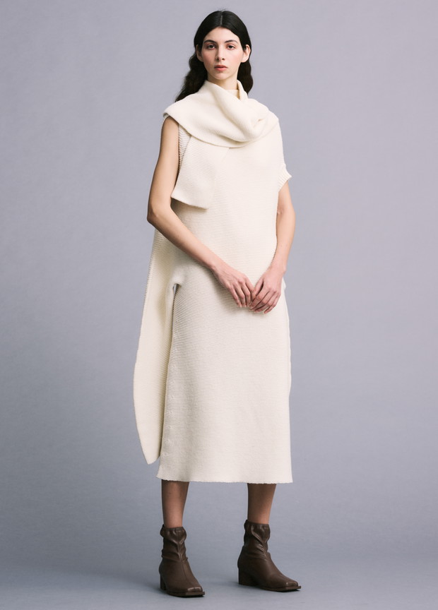 Issey Miyake jesień-zima 2022/2023