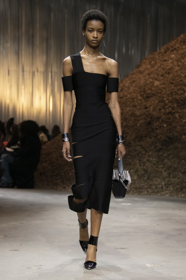 Alexander McQueen jesień-zima 2022/2023