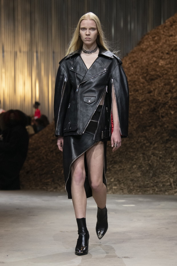 Alexander McQueen jesień-zima 2022/2023