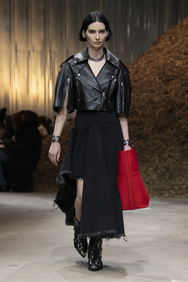 Alexander McQueen jesień-zima 2022/2023
