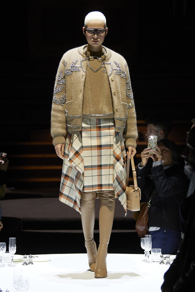 Burberry jesień-zima 2022/2023