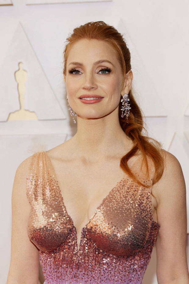 Makijaże i fryzury z Oscarów 2022: Jessica Chastain