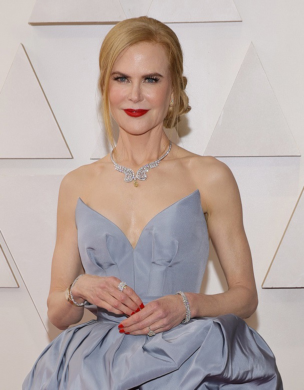 Makijaże i fryzury z Oscarów 2022: Nicole Kidman
