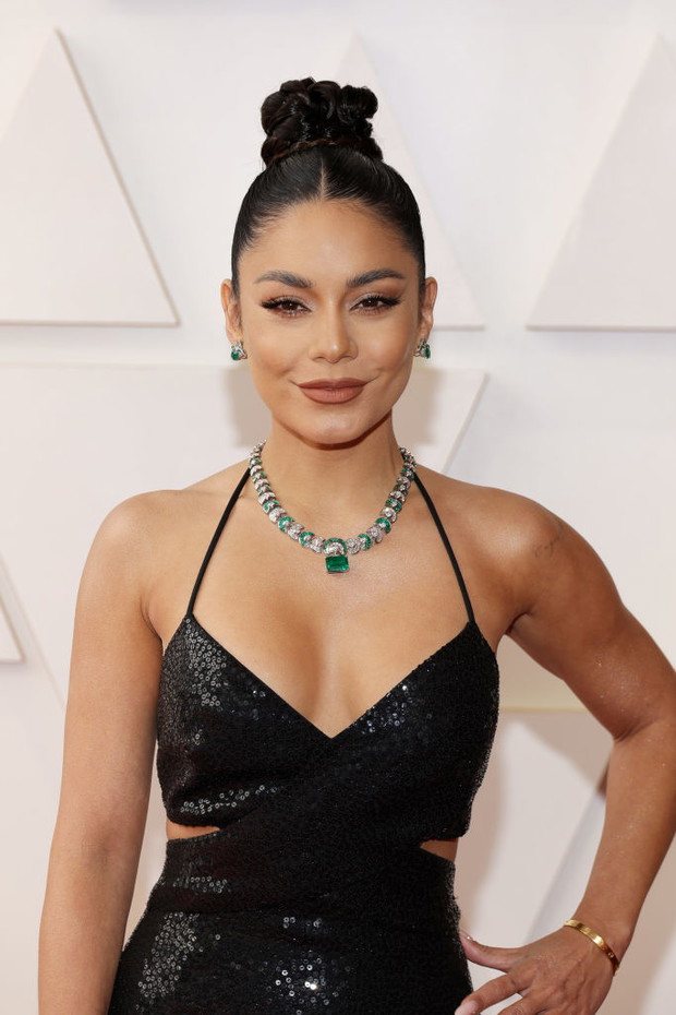 Makijaże i fryzury z Oscarów 2022: Vanessa Hudgens