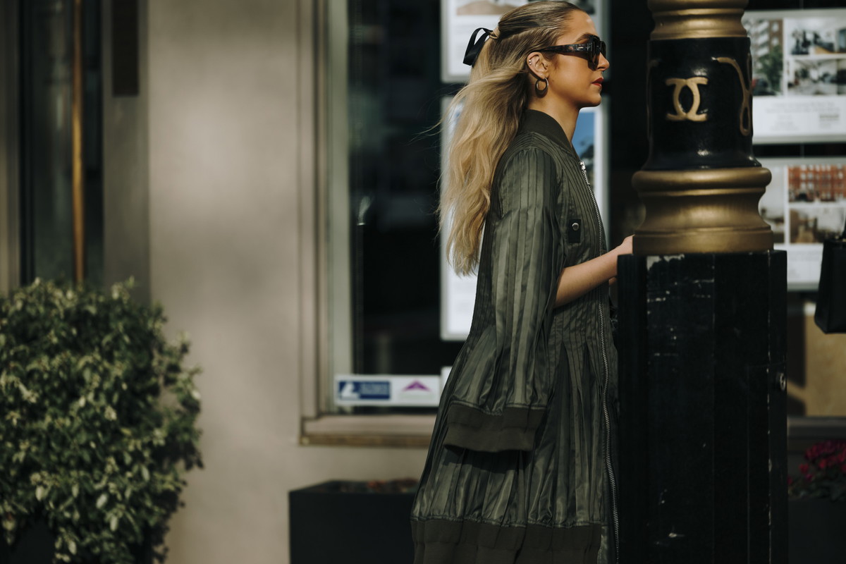 Street fashion - London Fashion Week