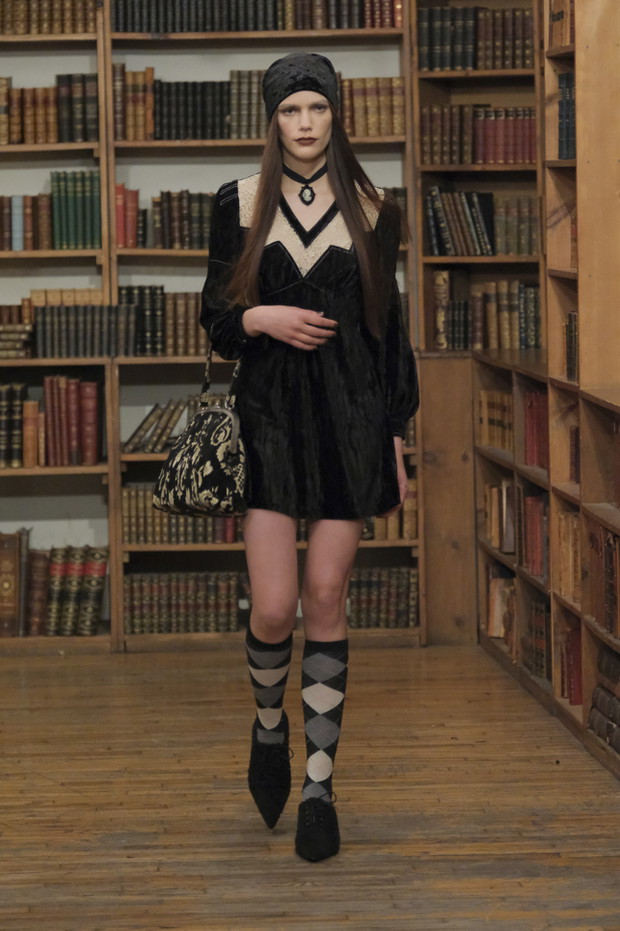Anna Sui jesień-zima 2024/2025
