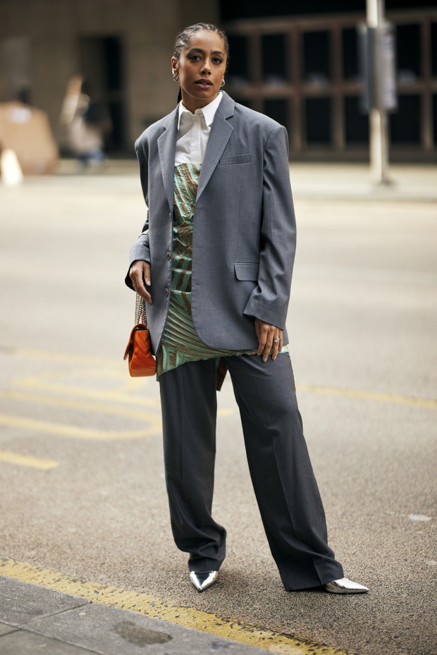Street fashion - London Fashion Week
