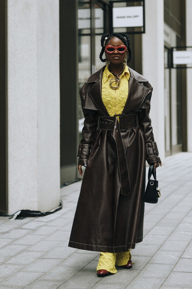 Street fashion - London Fashion Week