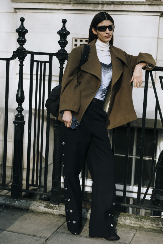 Street fashion - London Fashion Week