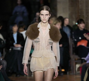 Simone Rocha jesień-zima 2024/2025