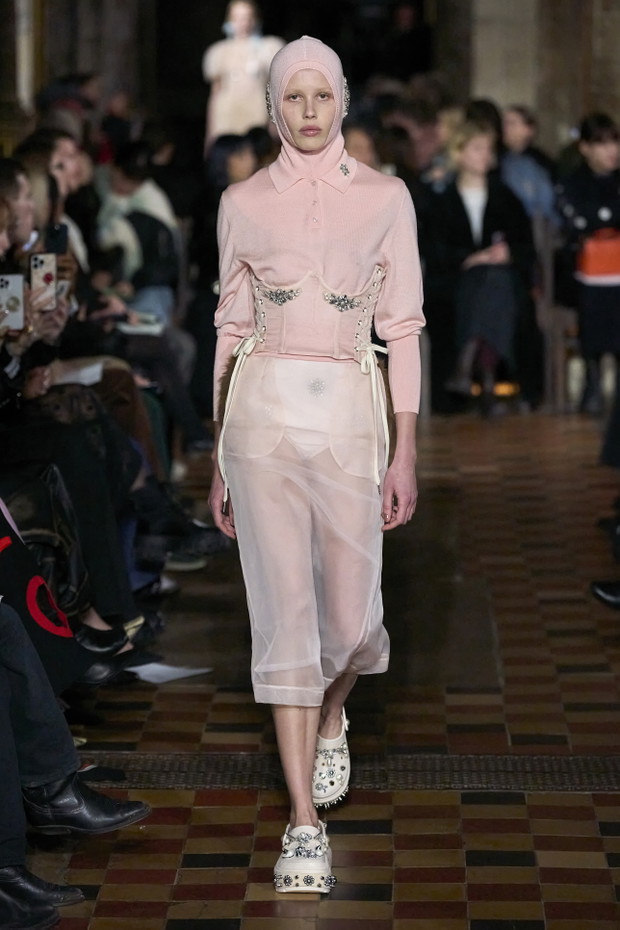 Simone Rocha jesień-zima 2024/2025