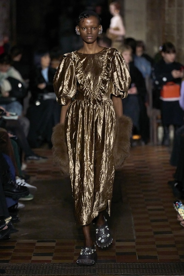 Simone Rocha jesień-zima 2024/2025