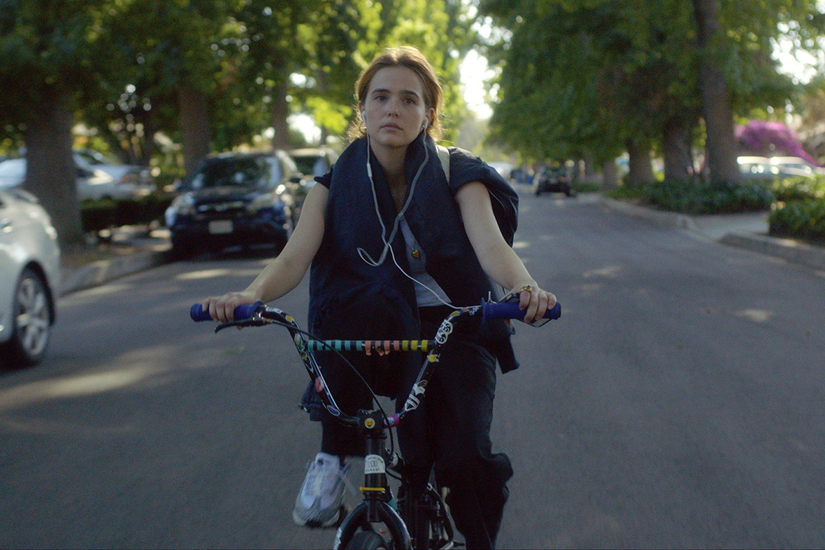 Kadr z filmu pt. "Flower'