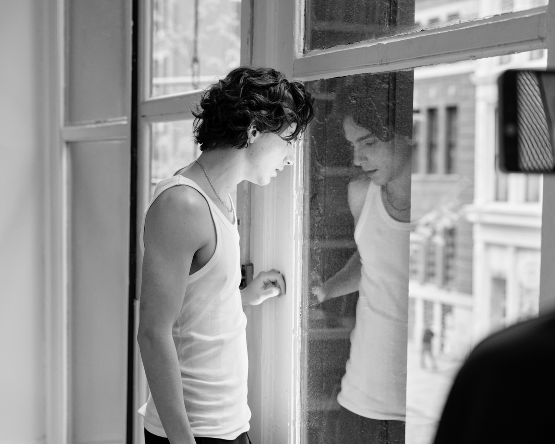 Timothee Chalamet i Martin Scorsese dla Chanel zdjęcia zza kulis