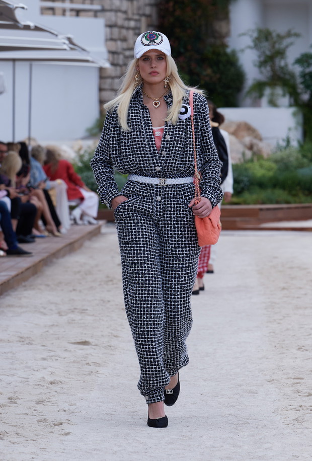 Chanel The Cruise 2022/2023