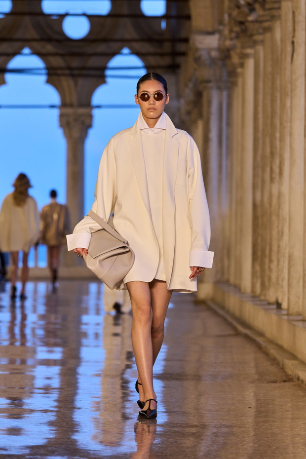 Max Mara Resort 2024