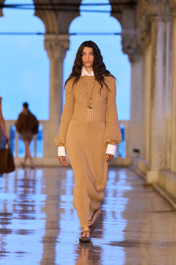 Max Mara Resort 2024