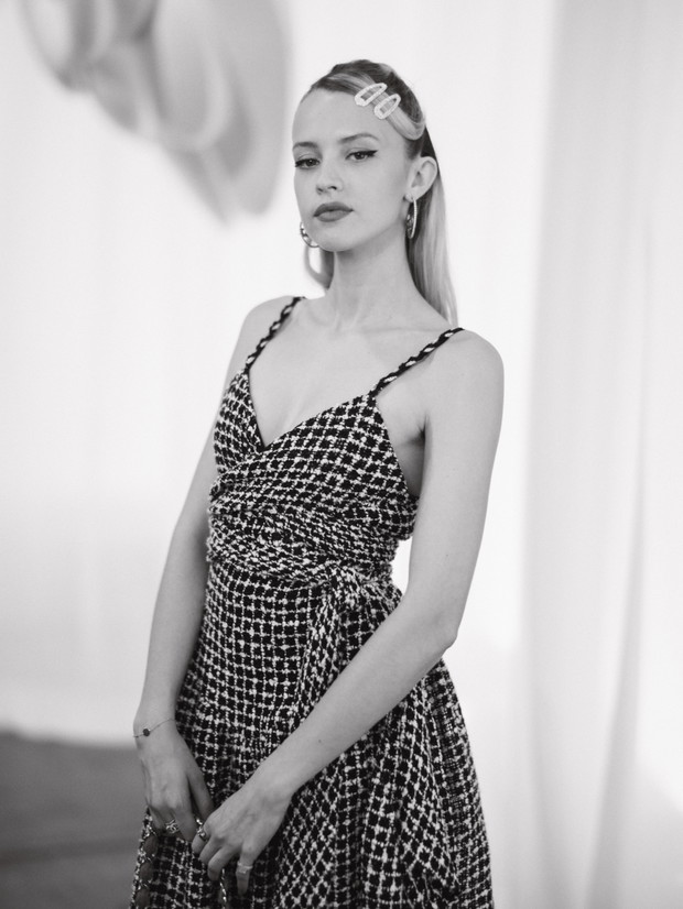 Gwiazdy na pokazie CHANEL 2021/22 Métiers d’art show