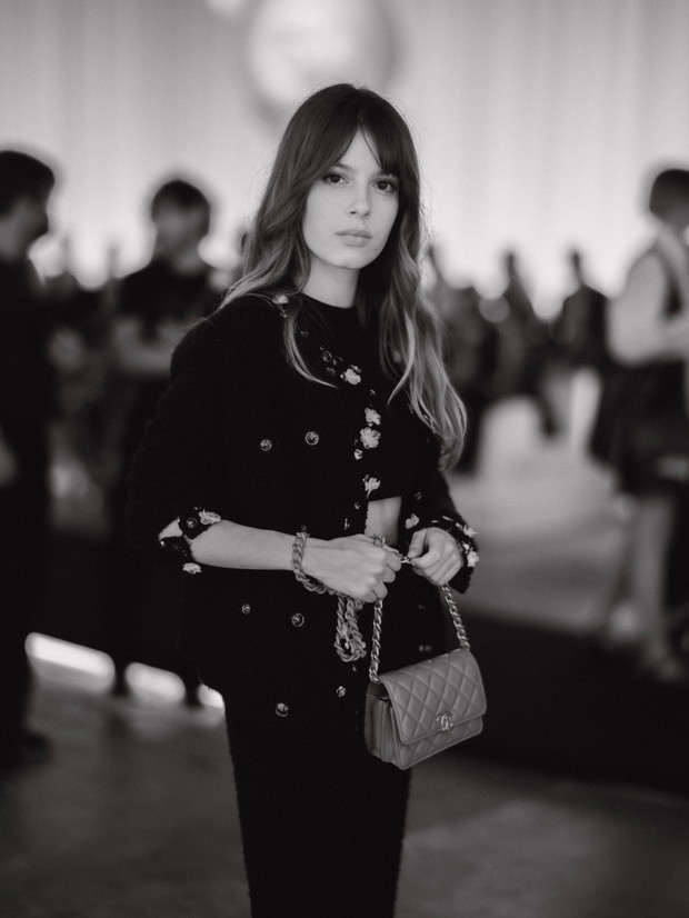 Gwiazdy na pokazie CHANEL 2021/22 Métiers d’art show