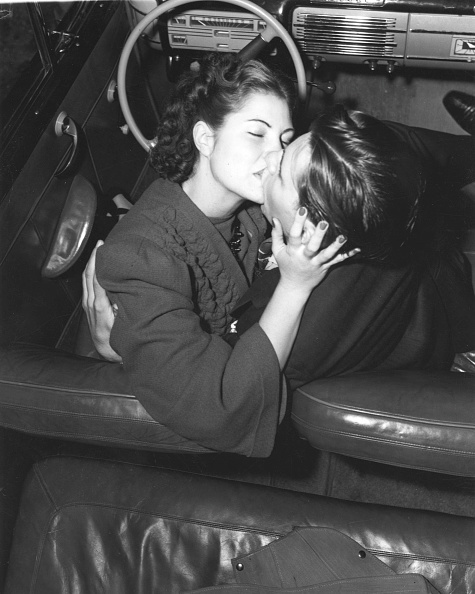 Top Down Kiss