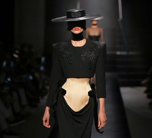 Schiaparelli haute couture jesień-zima 2022/2023