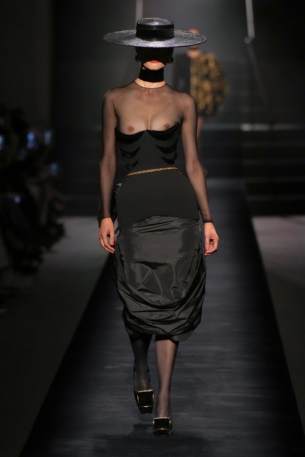 Schiaparelli haute couture jesień-zima 2022/2023