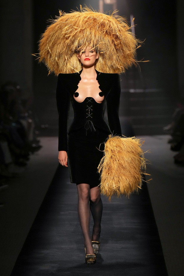 Schiaparelli haute couture jesień-zima 2022/2023