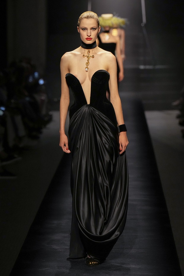 Schiaparelli haute couture jesień-zima 2022/2023