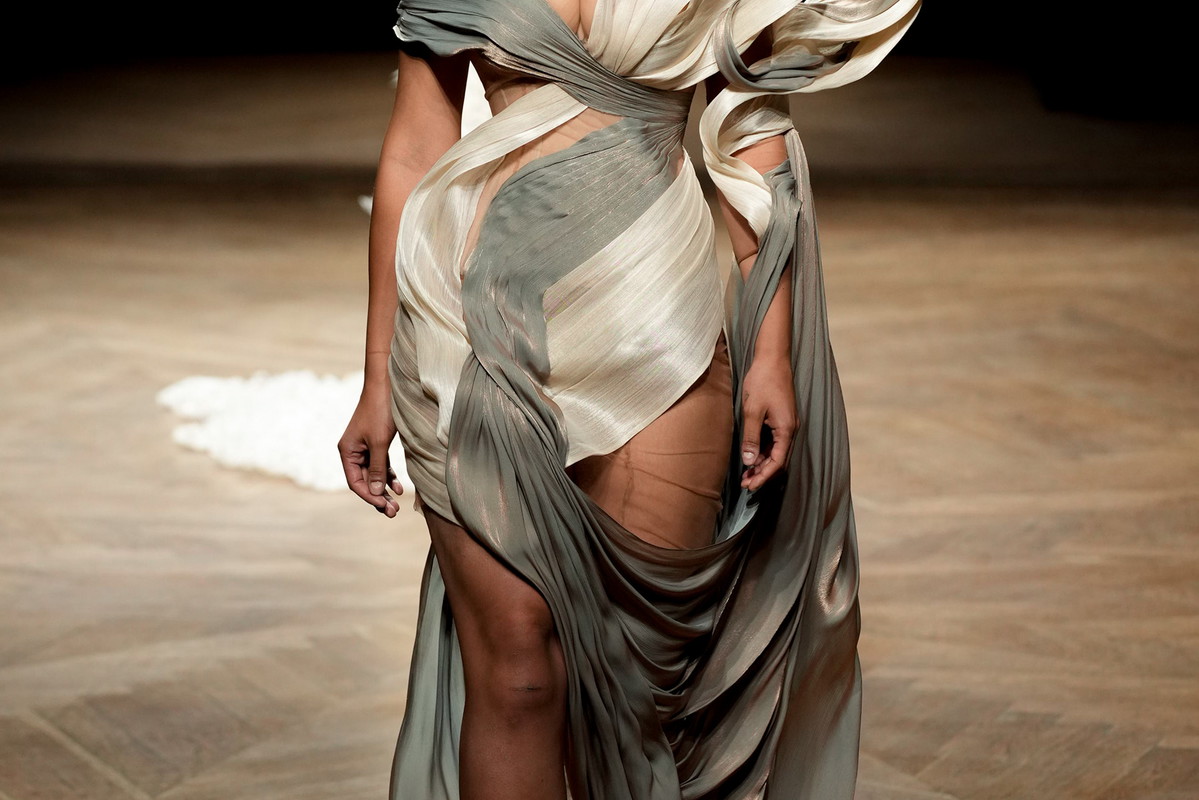 Iris van Herpen haute couture jesień-zima 2022/2023