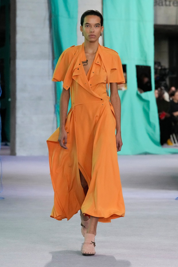 Burberry wiosna-lato 2025