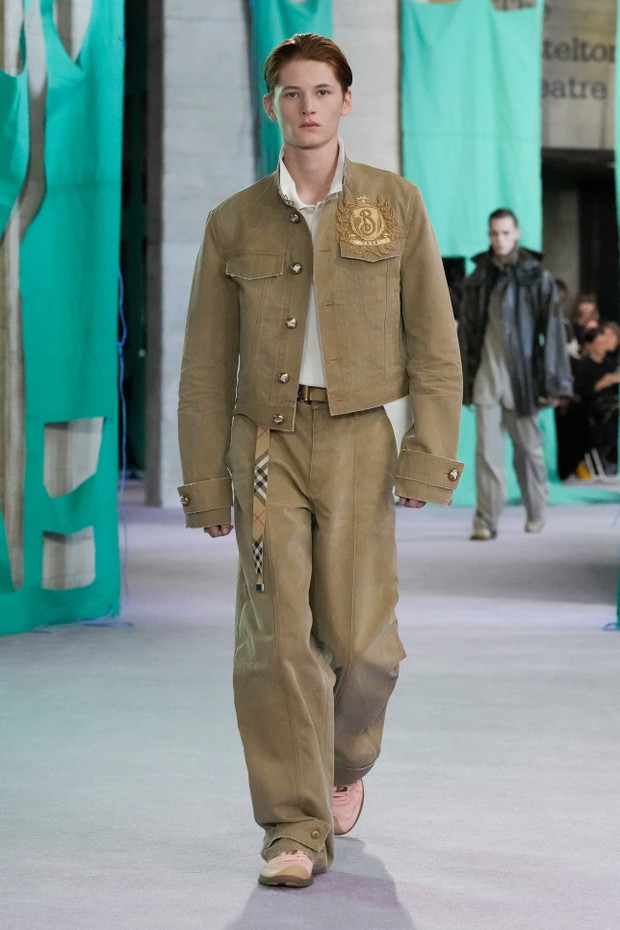 Burberry wiosna-lato 2025