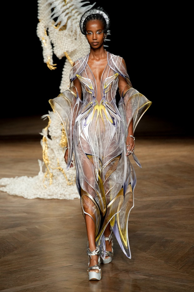 Iris van Herpen haute couture jesień-zima 2022/2023