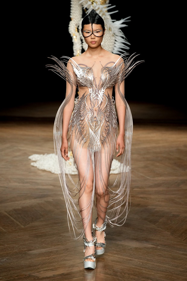 Iris van Herpen haute couture jesień-zima 2022/2023