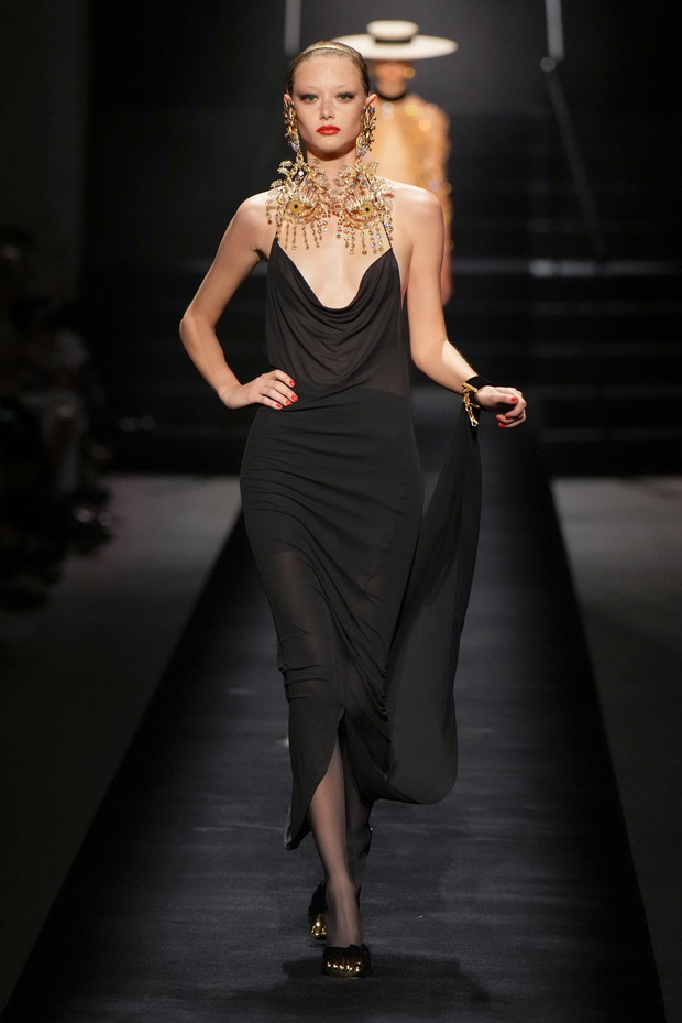 Schiaparelli haute couture jesień-zima 2022/2023