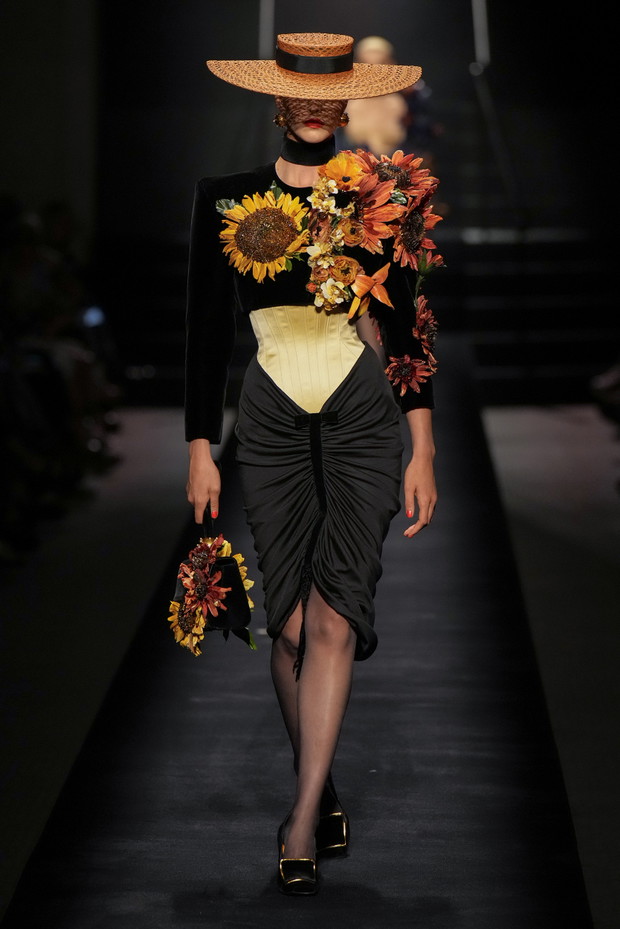 Schiaparelli haute couture jesień-zima 2022/2023