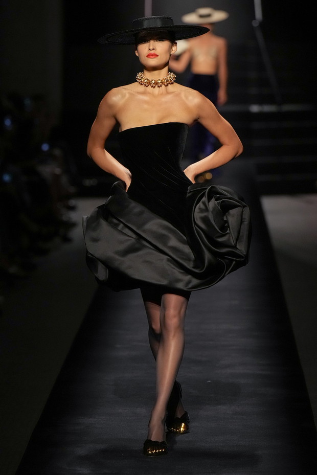 Schiaparelli haute couture jesień-zima 2022/2023