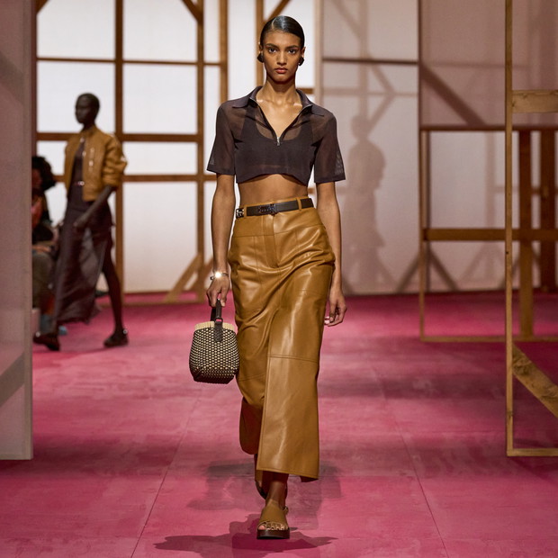 Hermès SS25: uwodzicielska użytkowość