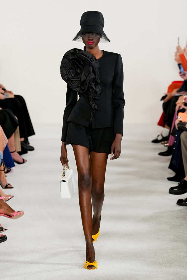 Carolina Herrera wiosna-lato 2023