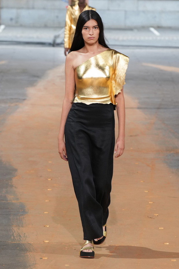 Gabriela Hearst wiosna-lato 2023