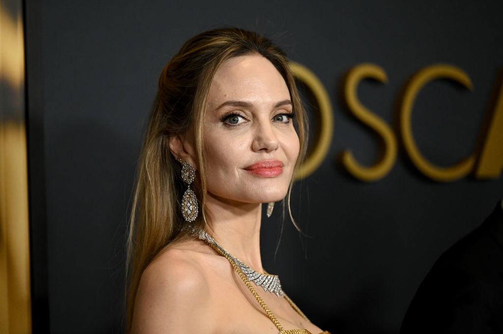 angelina jolie knox