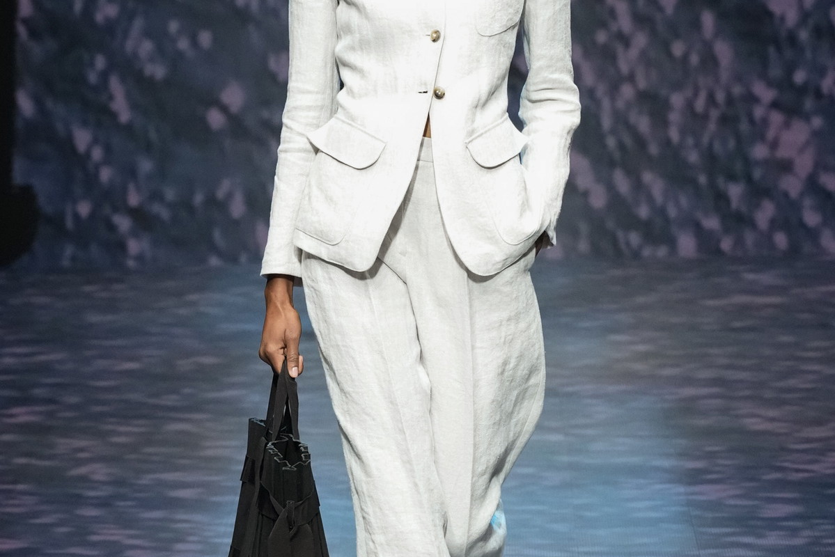 Emporio Armani wiosna-lato 2023