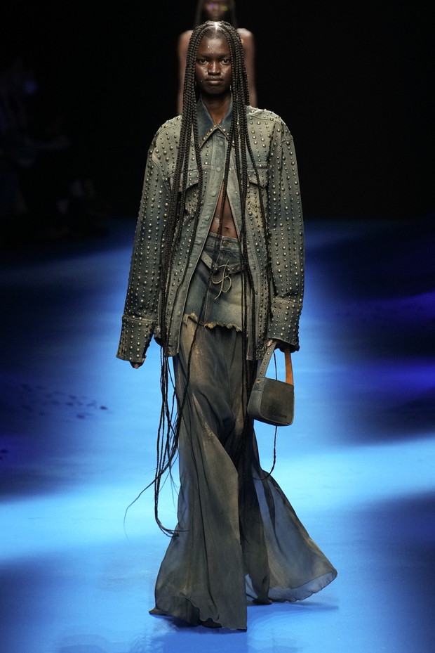 Blumarine wiosna-lato 2023